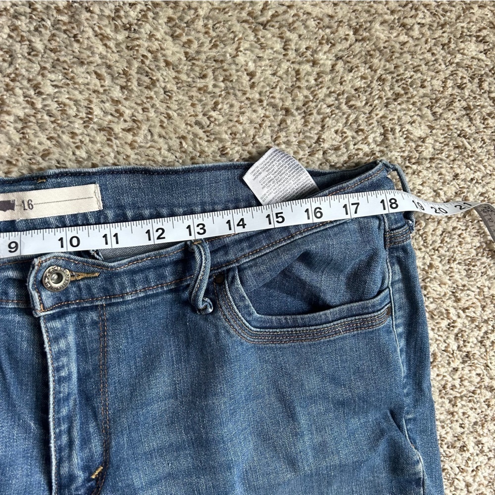 Levi's Blue Denim Capris Casual Classic Summer 16 - Picture 6 of 8